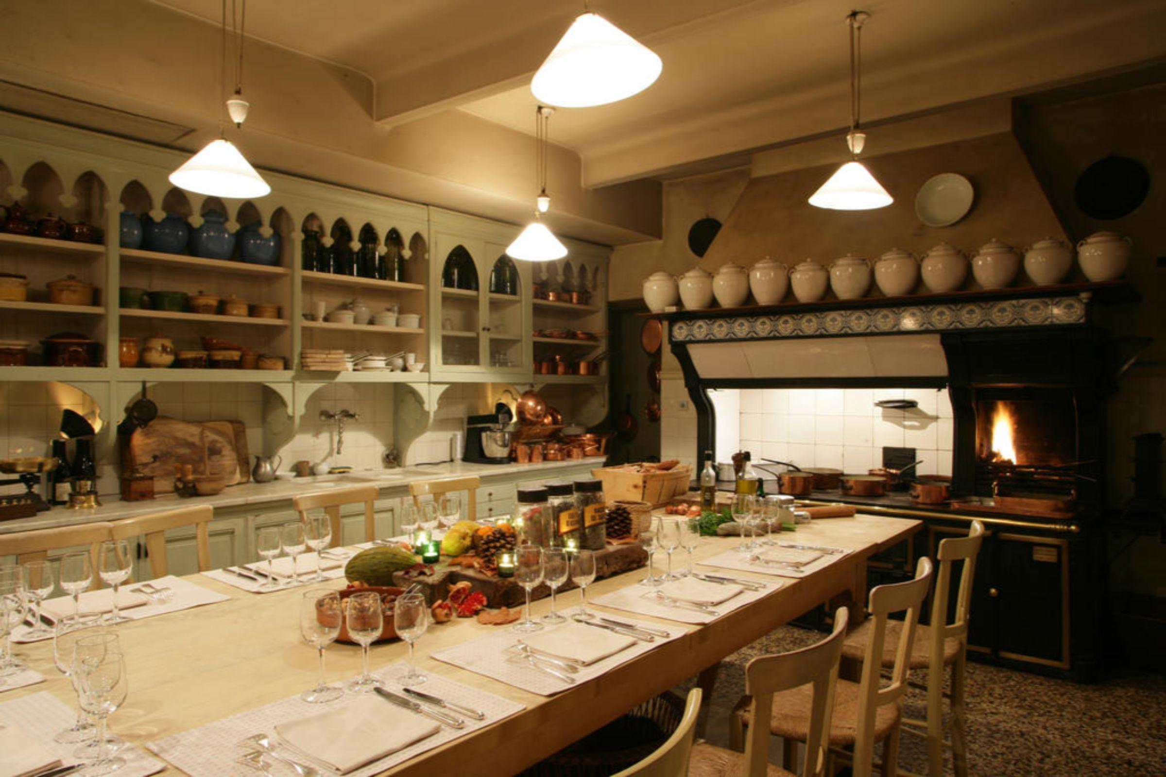 Hôtel La Mirande à Avignon Restaurant photo